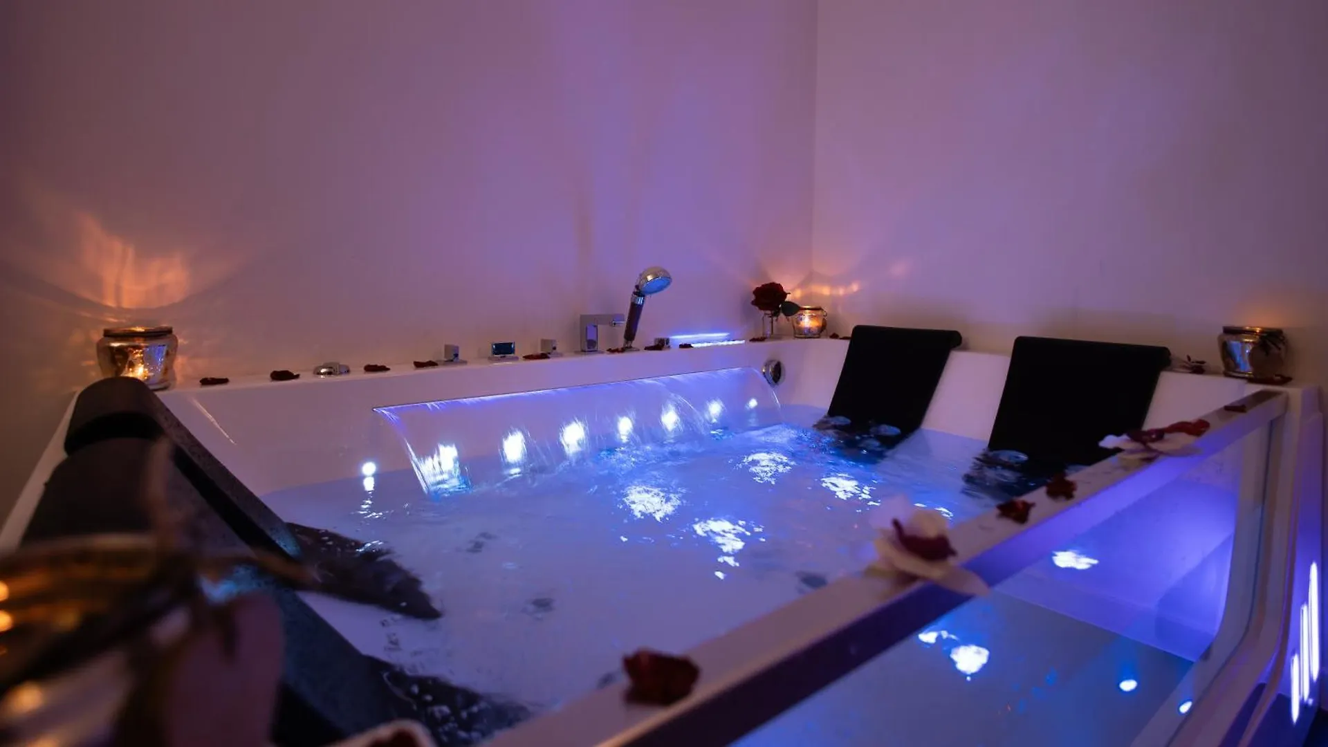 Jacuzzi Apartment Near The Royal Castle Krakow Poland